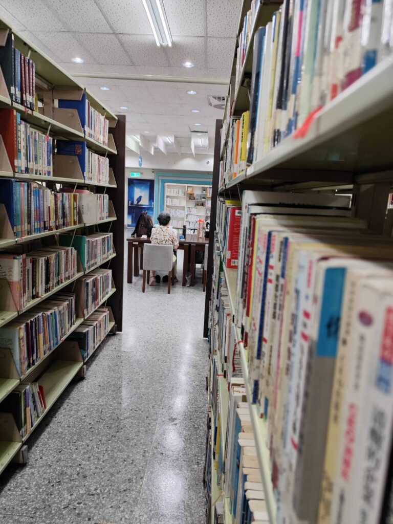 437050_0-768x1024 品書香●香自宜